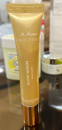 سرم آبرسان درخشان کننده اسام