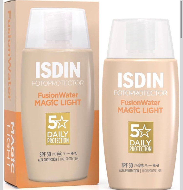 Isdin sunscreen light spf50